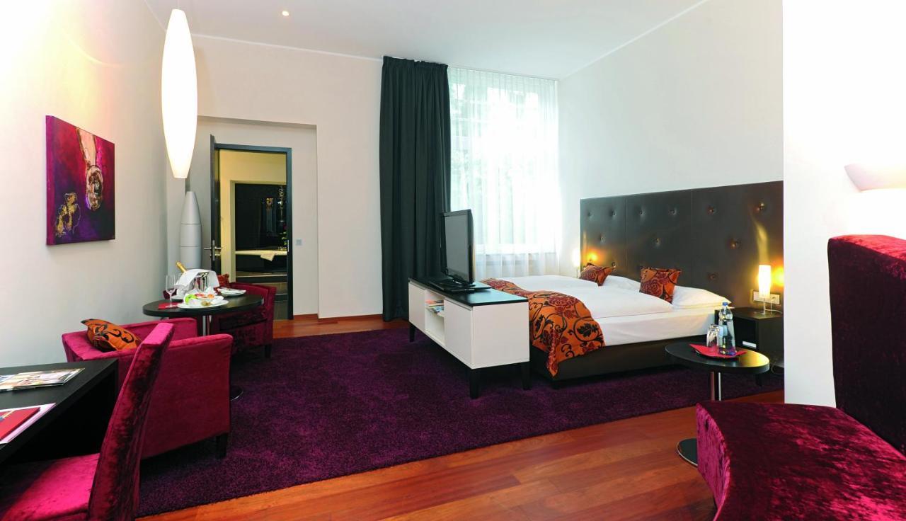 Hotel Graefrather Hof Золинген Экстерьер фото